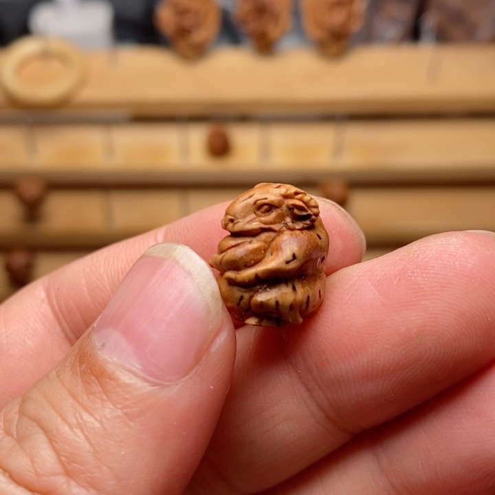 桃核雕刻生肖羊单颗