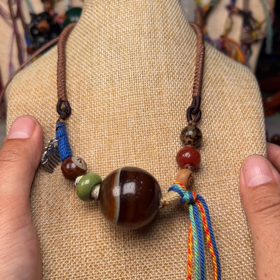 玛瑙/玉髓颈饰未镶嵌