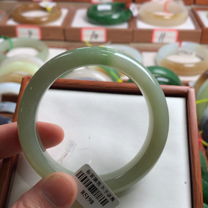 【闪购商品】和田玉手镯未镶嵌54.2