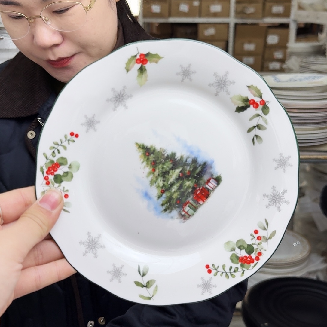 骨瓷19cm一个平盘瑕疵品不忒不还(39米包邮)绿色