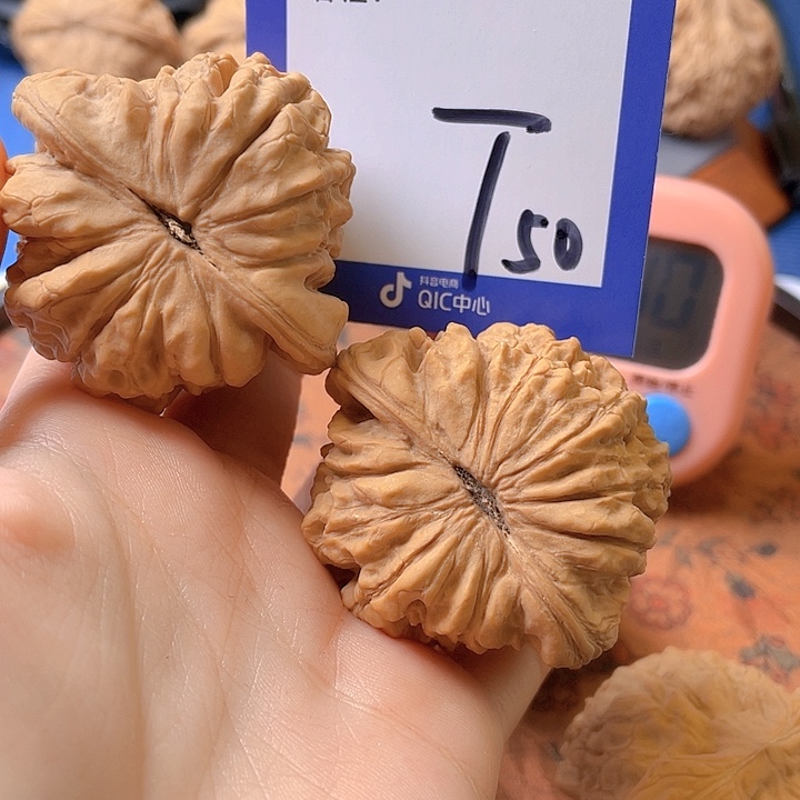 文玩核桃把件咸***子文玩核桃50