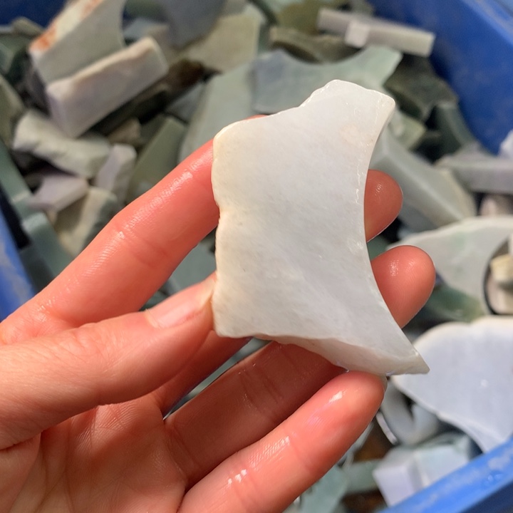 翡翠裸石翡翠边角料