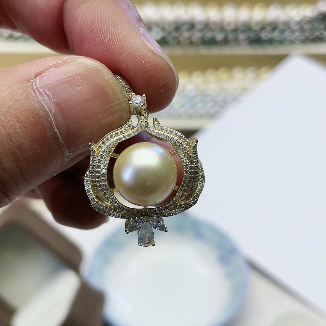 海水珍珠颈饰银S925镶嵌