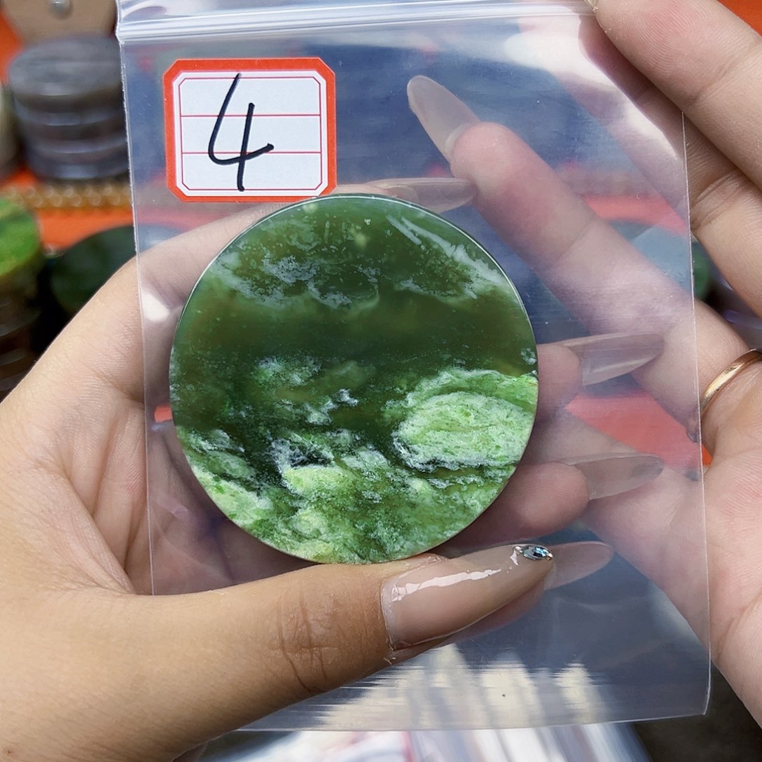 和田玉未镶嵌珠宝半成品