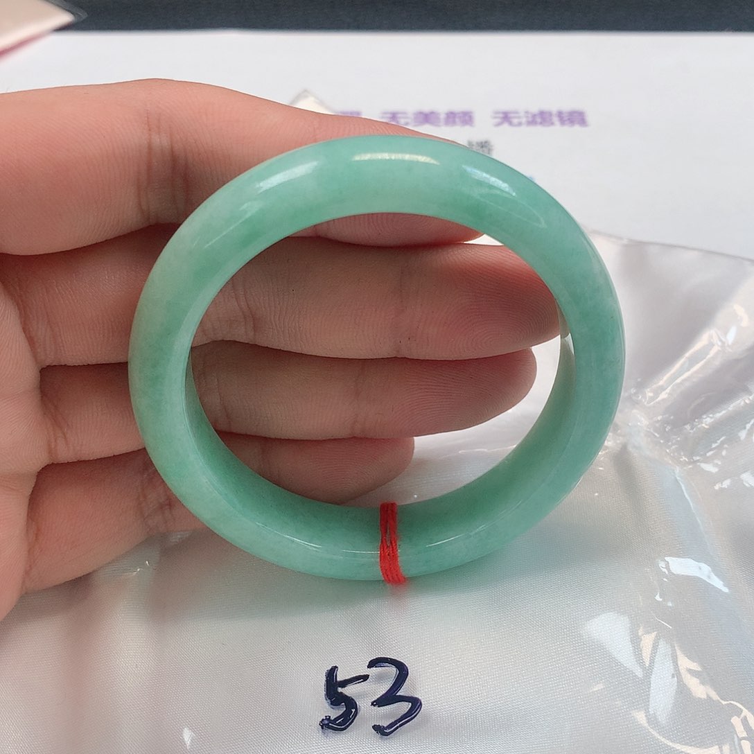 翡翠手镯未镶嵌319号