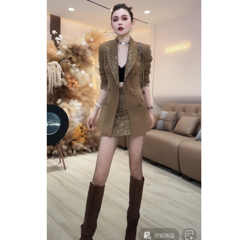【YING FASHION】莹老板-时尚气质琥珀流光钻领西装外套 8020022