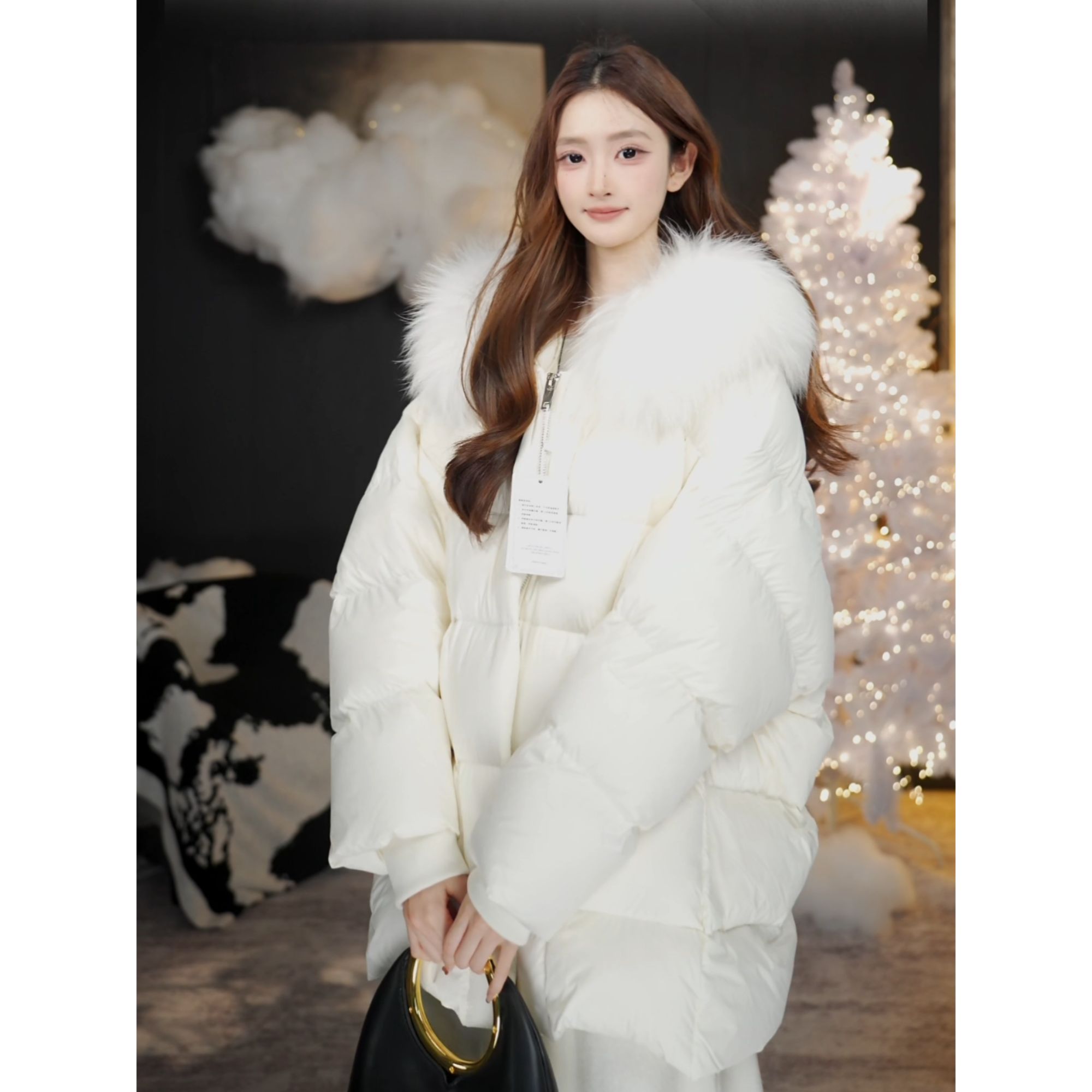 有洧Youwei巨好看的初冬羽绒服2025年新款白鹅绒羽绒服25SS1030