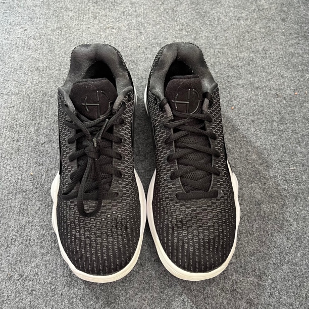 HD2017 40码 正品篮球鞋