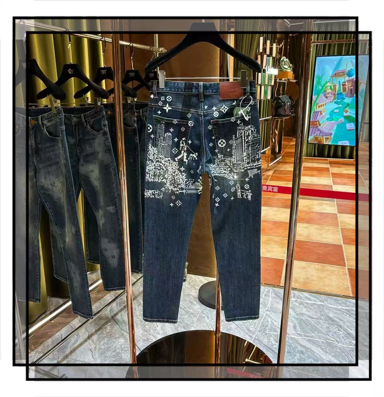 TD-【城市艺术气息】2025年秋款轻奢潮牌重工洗水牛仔裤 伍78009