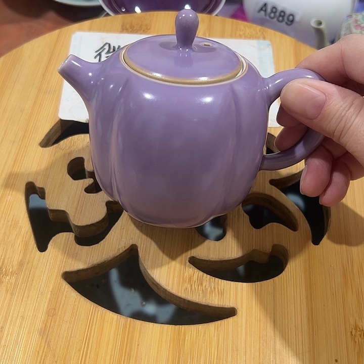 微瑕无运费险，介意的勿拍，谢谢支持！壶