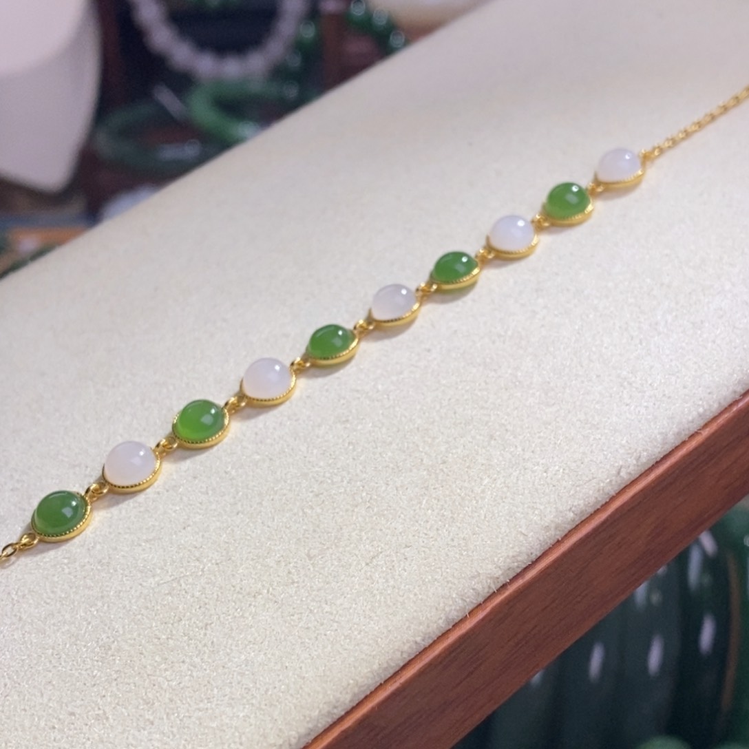 和田玉和田玉银手链未镶嵌