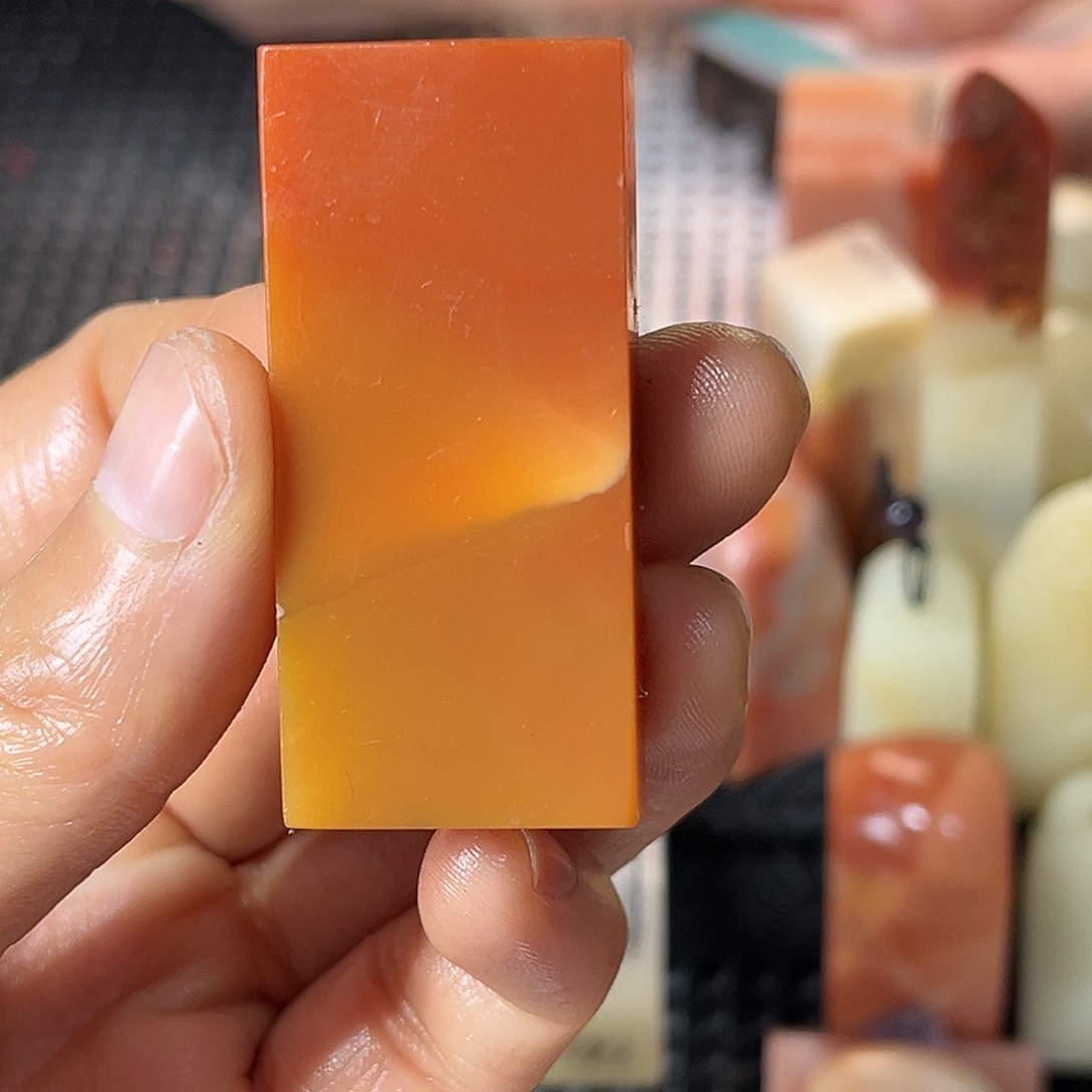 寿山石印石这么大岁数怎么会