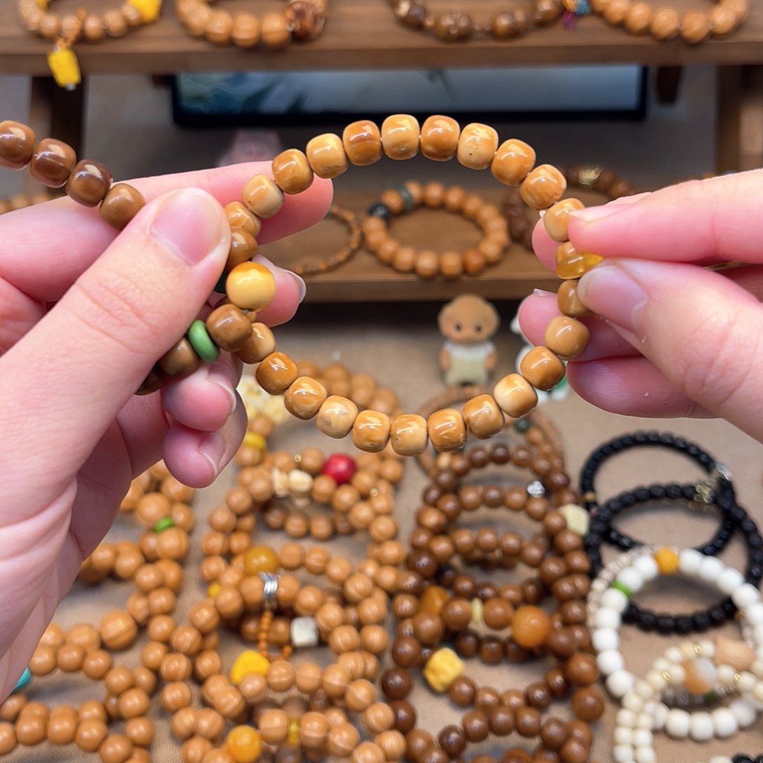 菩提根/象牙果手串y****＾搭配圆珠隔片