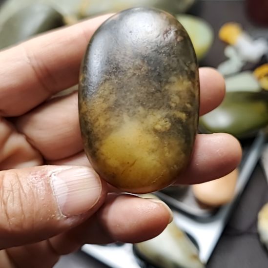 黎***哥和田玉（糖玉）未镶嵌挂件