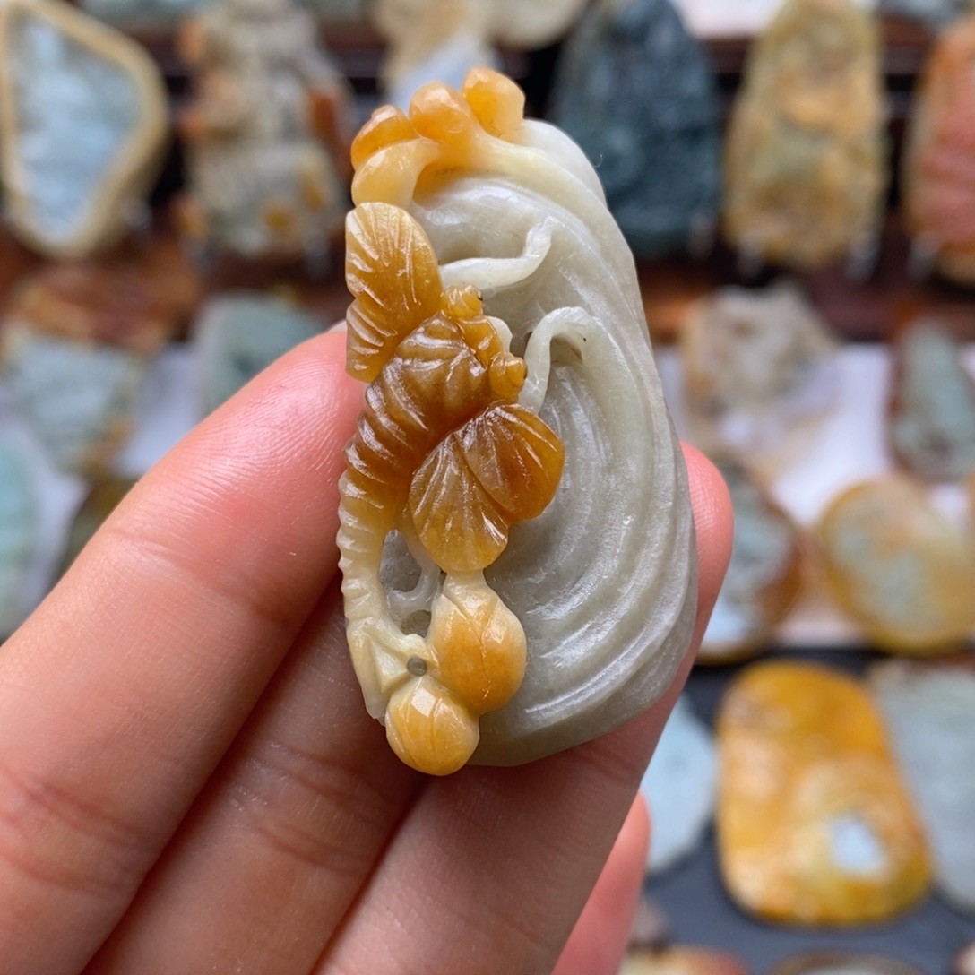 定制翡翠未镶嵌翡翠