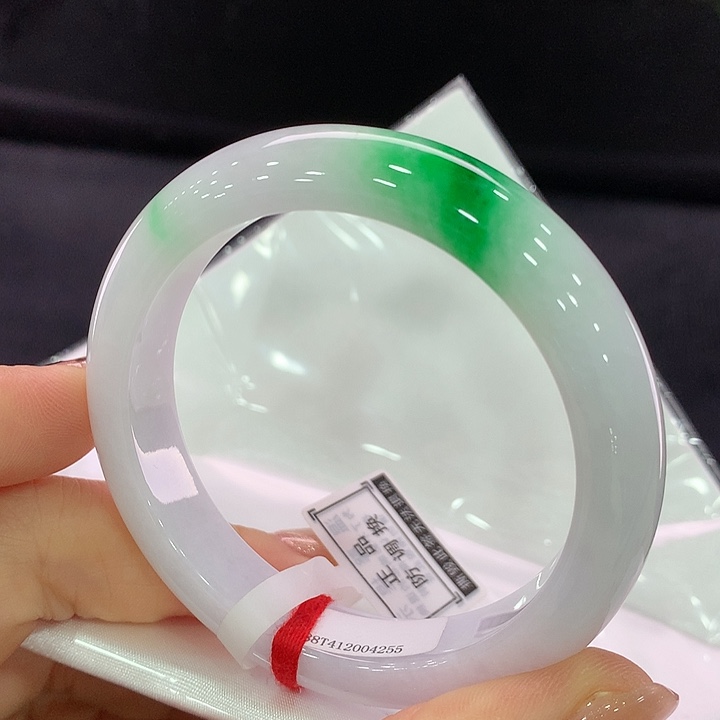 翡翠手镯未镶嵌正圈54.