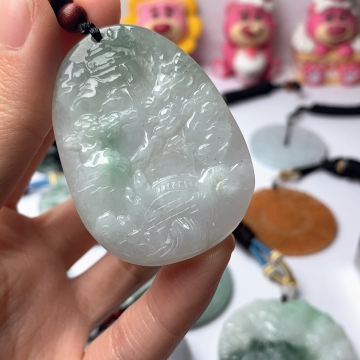 翡翠未镶嵌颈饰翡翠