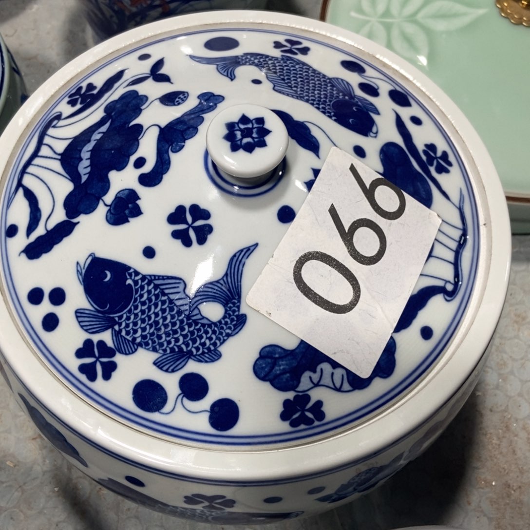 冰****瓷片景德镇陶瓷罐066