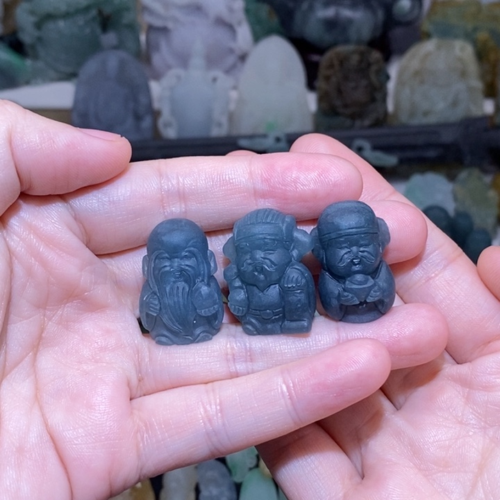 靖***淞定制翡翠未镶嵌翡翠