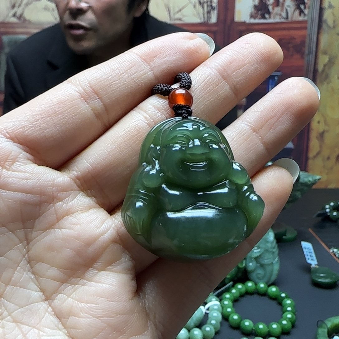 和田玉吊坠未镶嵌