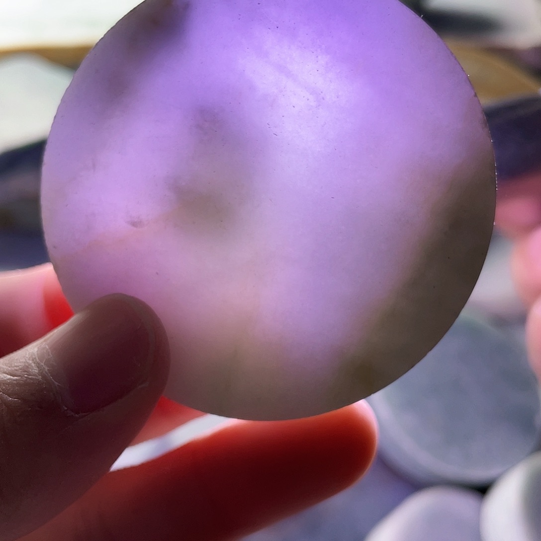 翡翠颈饰未镶嵌毛料65