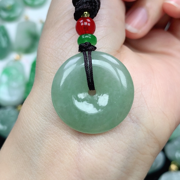 翡翠颈饰未镶嵌天然翡翠a货