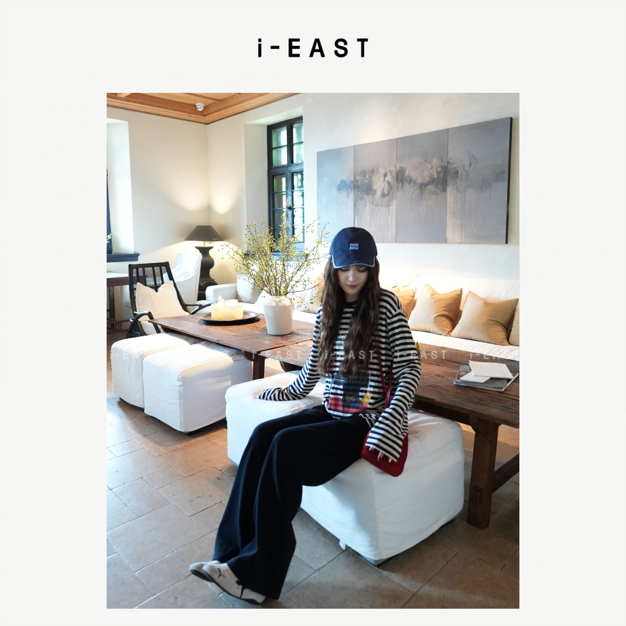 i-EAST 条纹旋律~慵懒感撞色条纹圆领T恤上衣-5Q SY9233