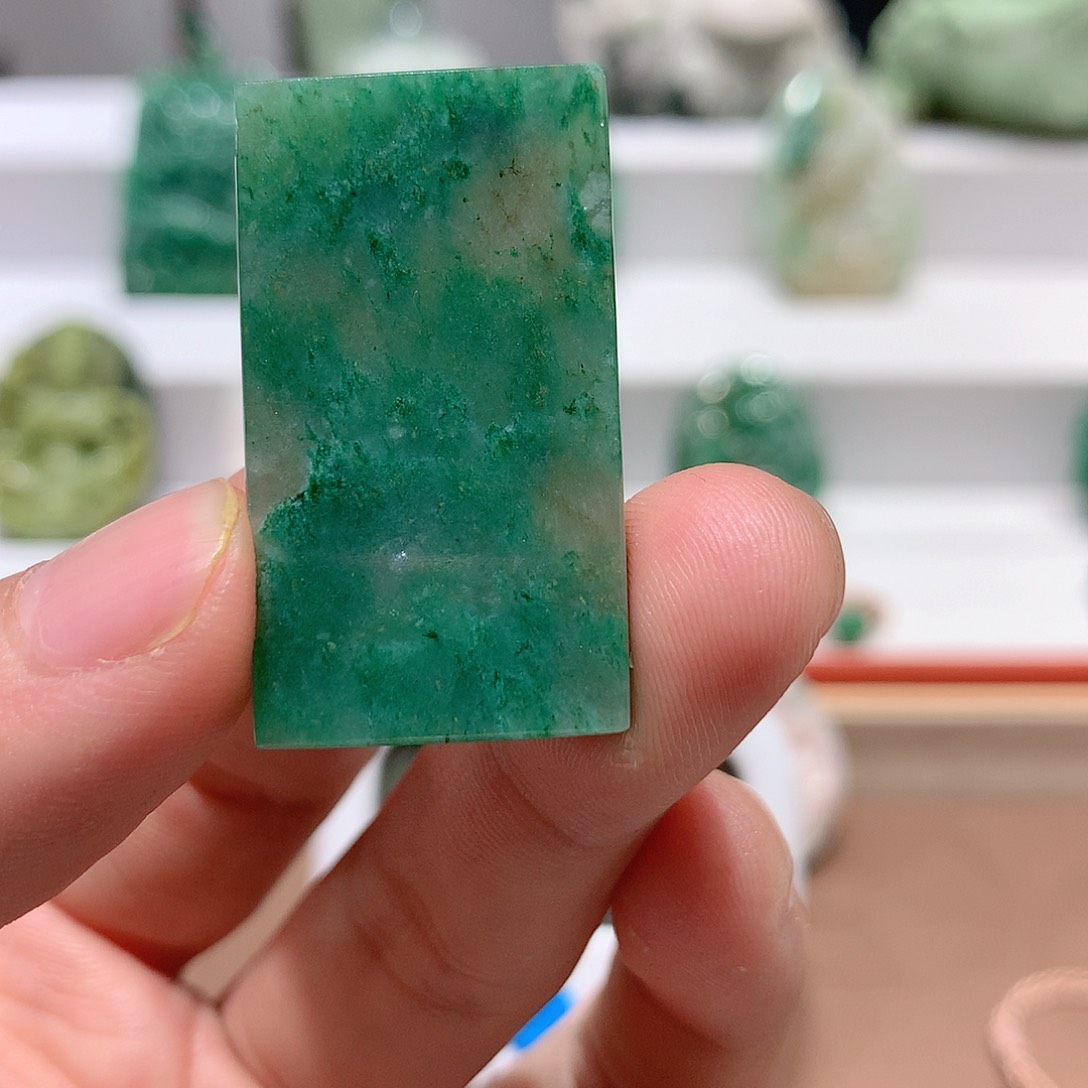 独山玉挂件未镶嵌