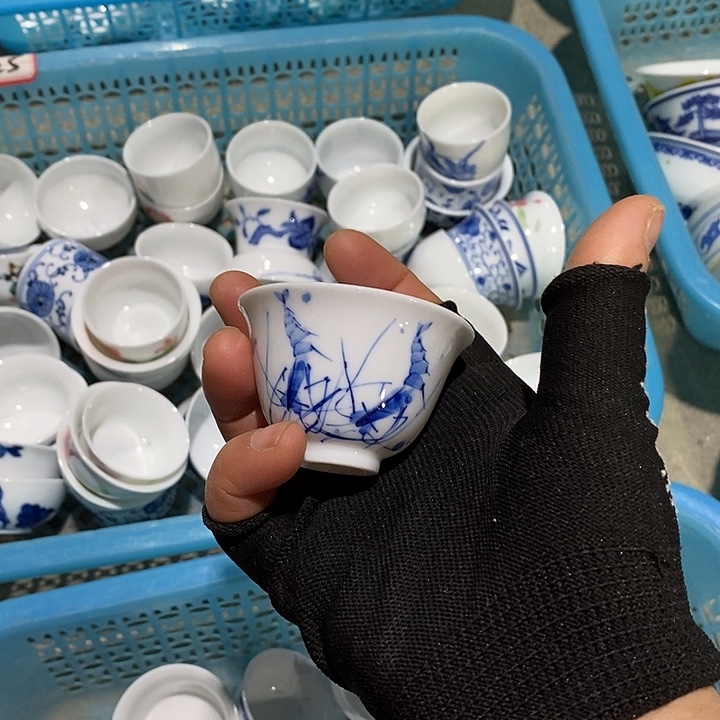 陶景德镇陶瓷学院院长等荣誉称号等