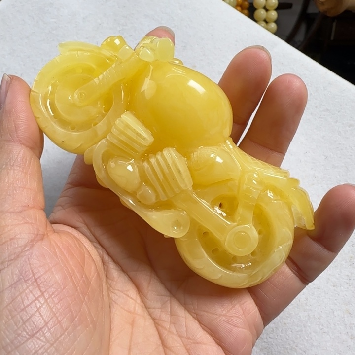 蜜蜡珠宝奇石未镶嵌