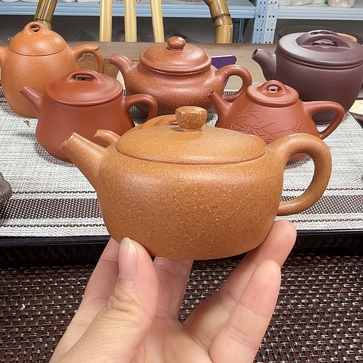 紫砂茶壶井栏130黄降