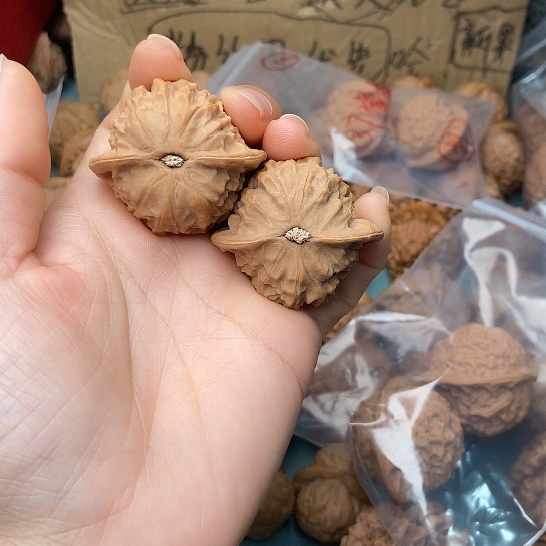 菜***鸟文玩核桃吊坠瓷娃娃10