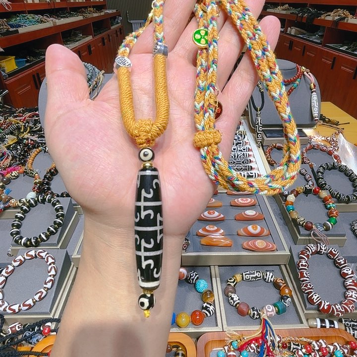 未镶嵌玛瑙/玉髓珠宝奇石