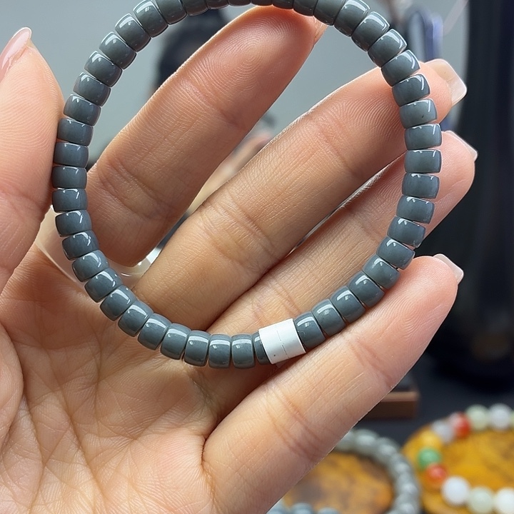 和田玉未镶嵌手串