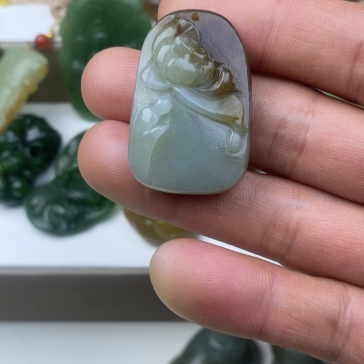 和田玉（糖玉）未镶嵌颈饰