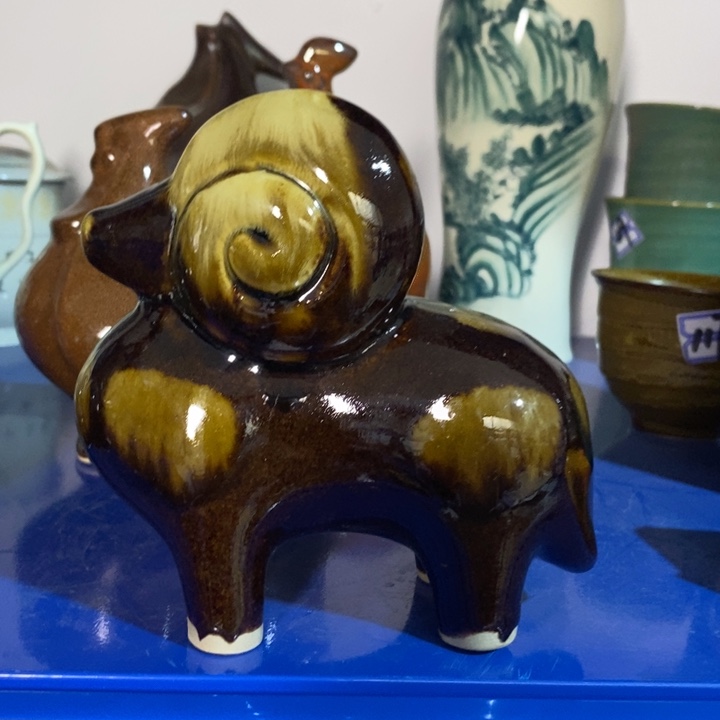 瓷片七厂窑变山羊摆件
