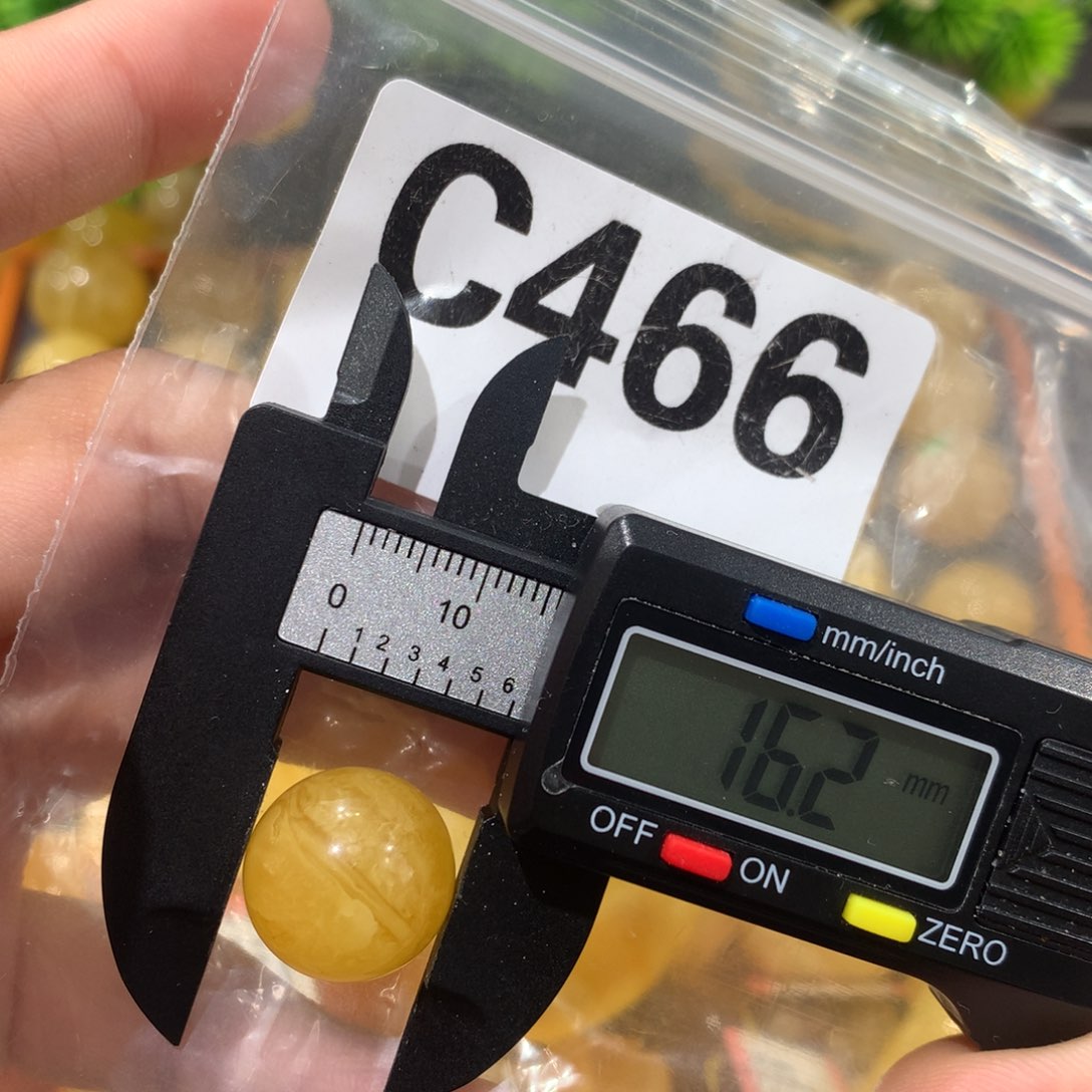 未镶嵌琥珀珠宝奇石