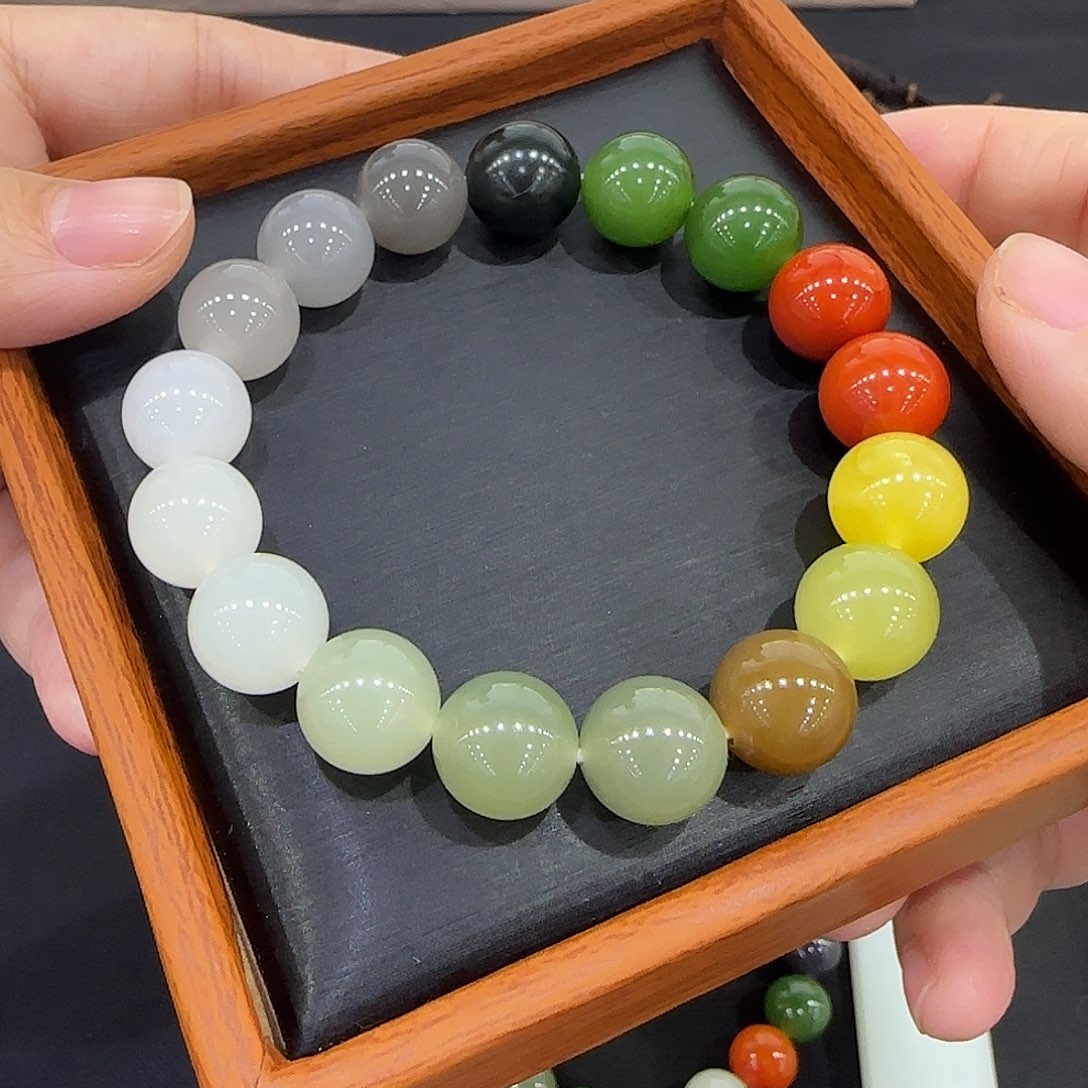 和田玉手串未镶嵌