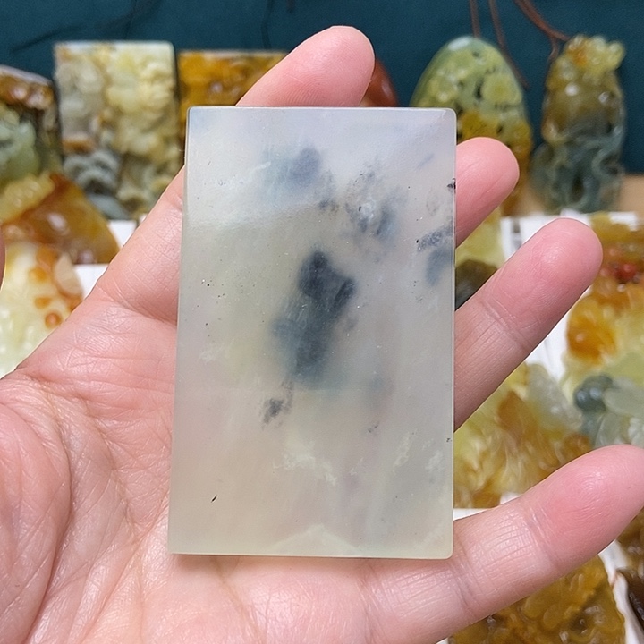 蛇纹石玉合金颈饰