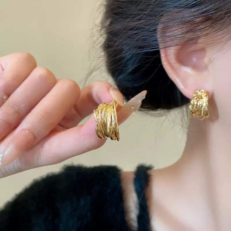 铜合金耳饰 A061 欧美多层镂空金属耳钉女冷淡风高级金色C形耳环