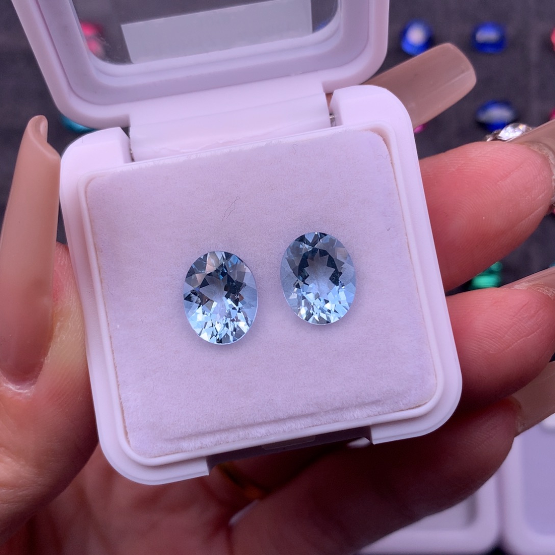 海蓝宝石裸石未镶嵌4.48ct海蓝宝5A