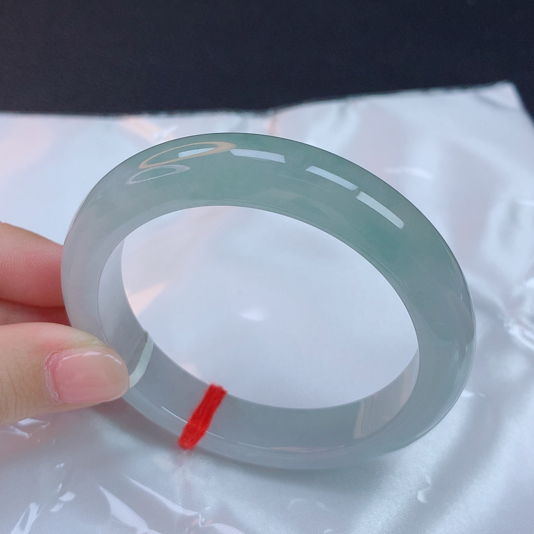 翡翠未镶嵌手镯翡翠