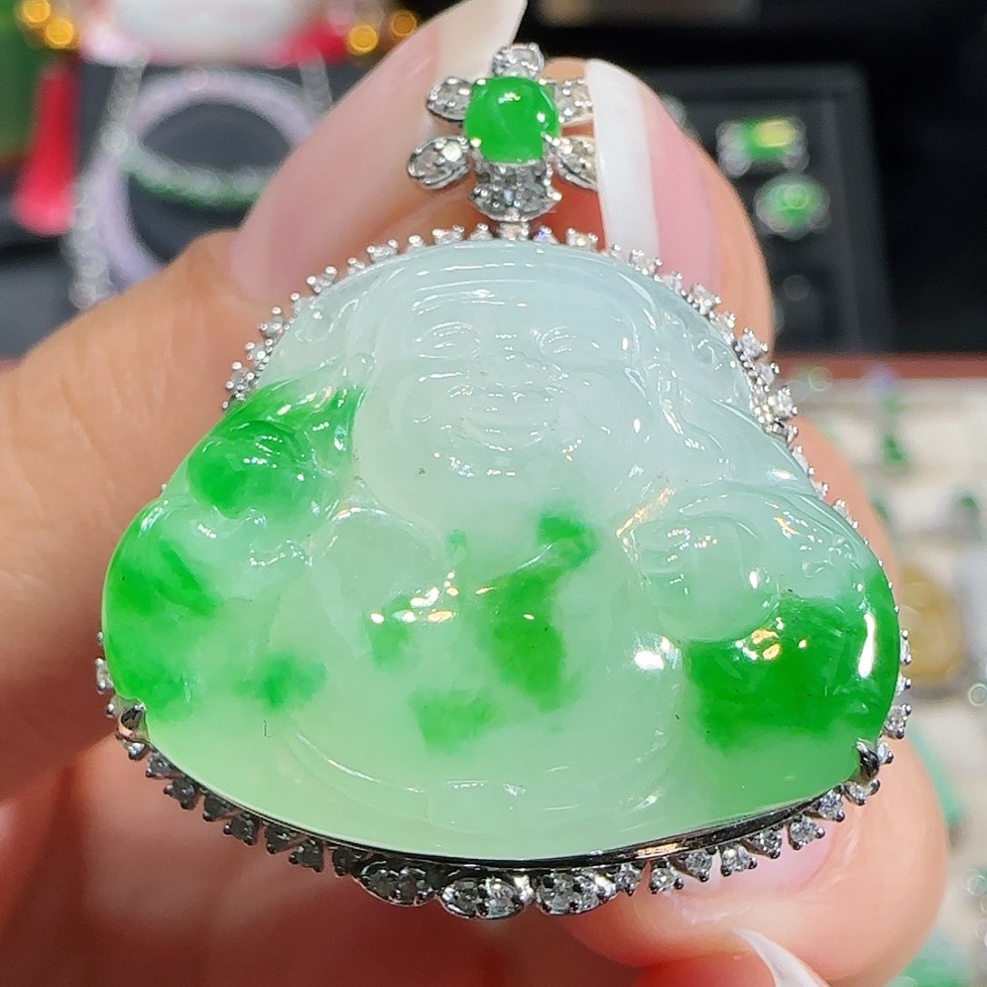 翡翠吊坠(不含链)18K金镶嵌