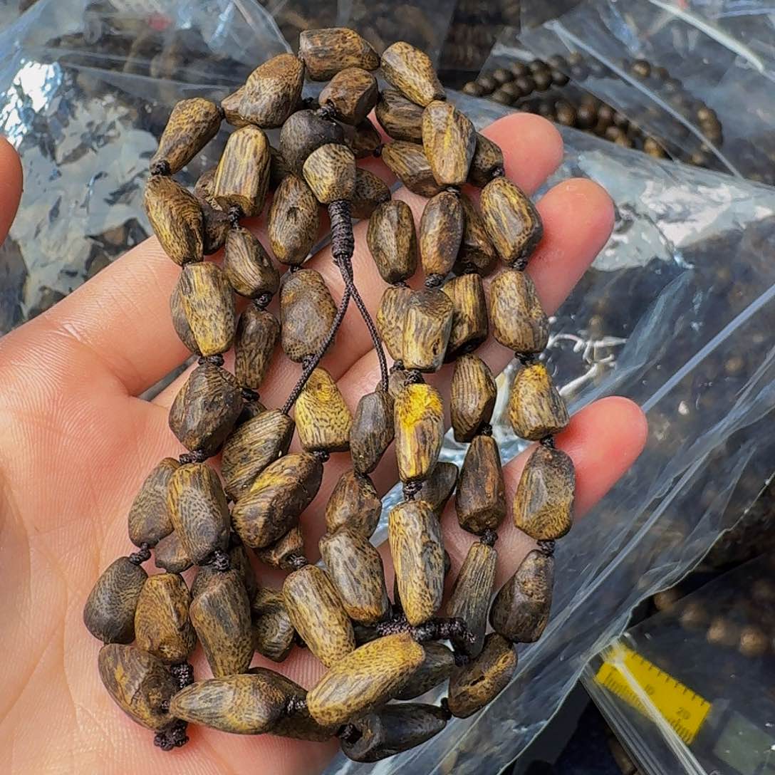 沉香手串沉水白棋树丁23克