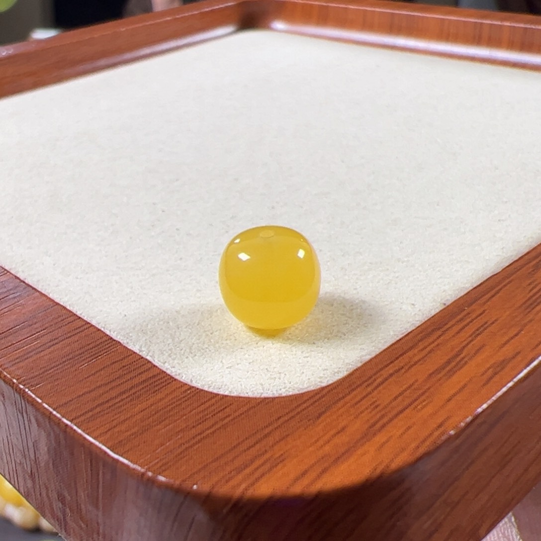 裸石蜜蜡未镶嵌玛**子10mm焦皮鸡油黄满蜜老型tt