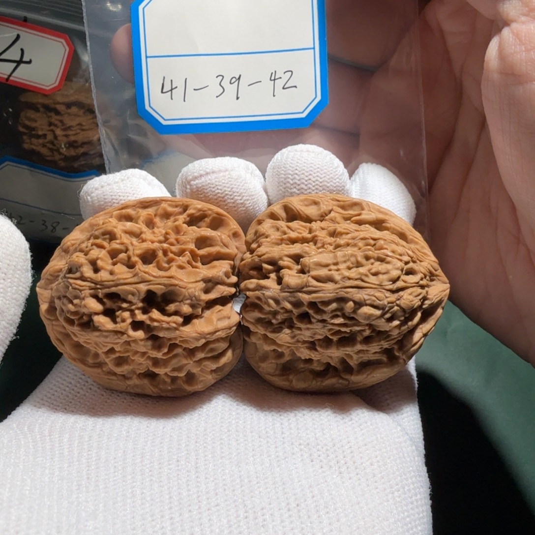 吊坠文玩核桃南疆村12