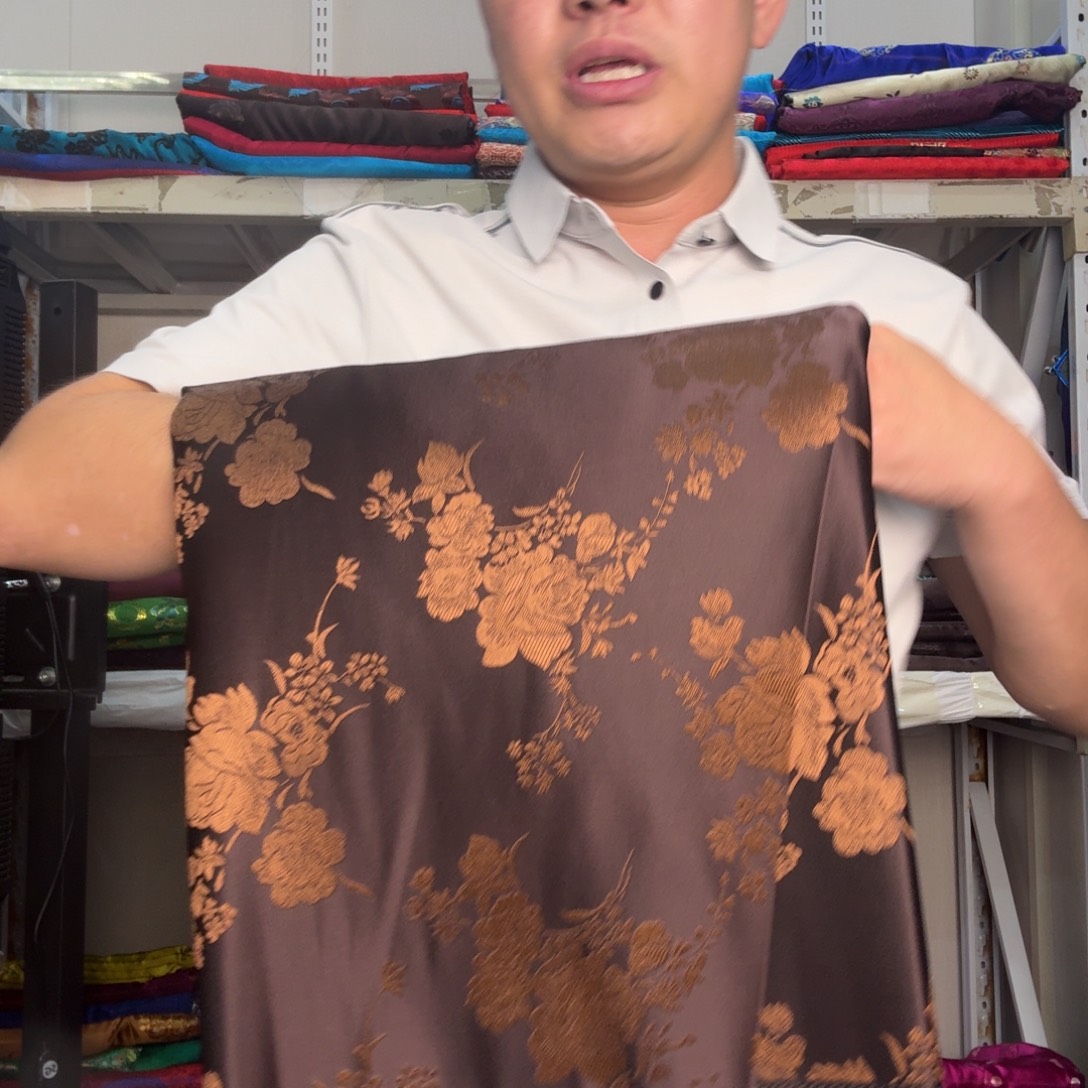 杭州丝绸7米长，宽75cm