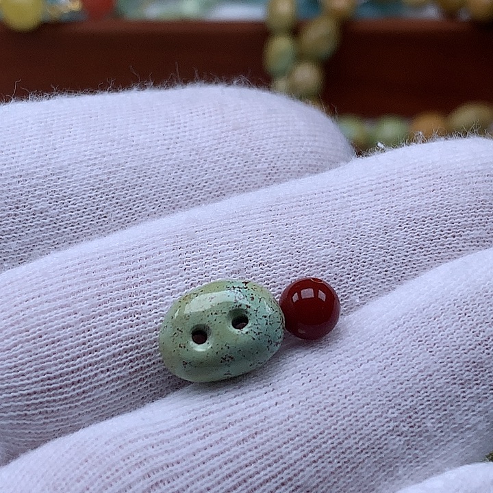 南红玛瑙未镶嵌珠宝奇石