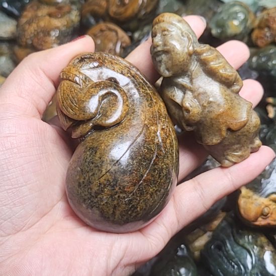 岫岩河磨玉（透闪石质玉）未镶嵌挂件