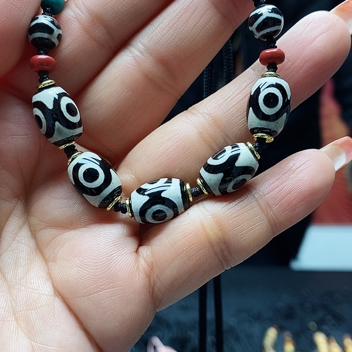 玛瑙/玉髓颈饰合金